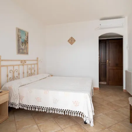 Apartment Residenza Sarra Di Entu