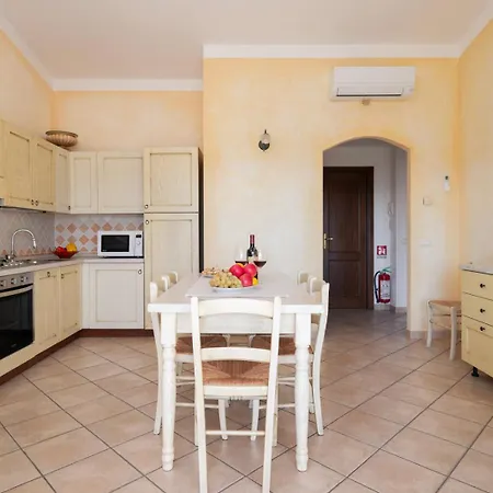 Apartment Residenza Sarra Di Entu